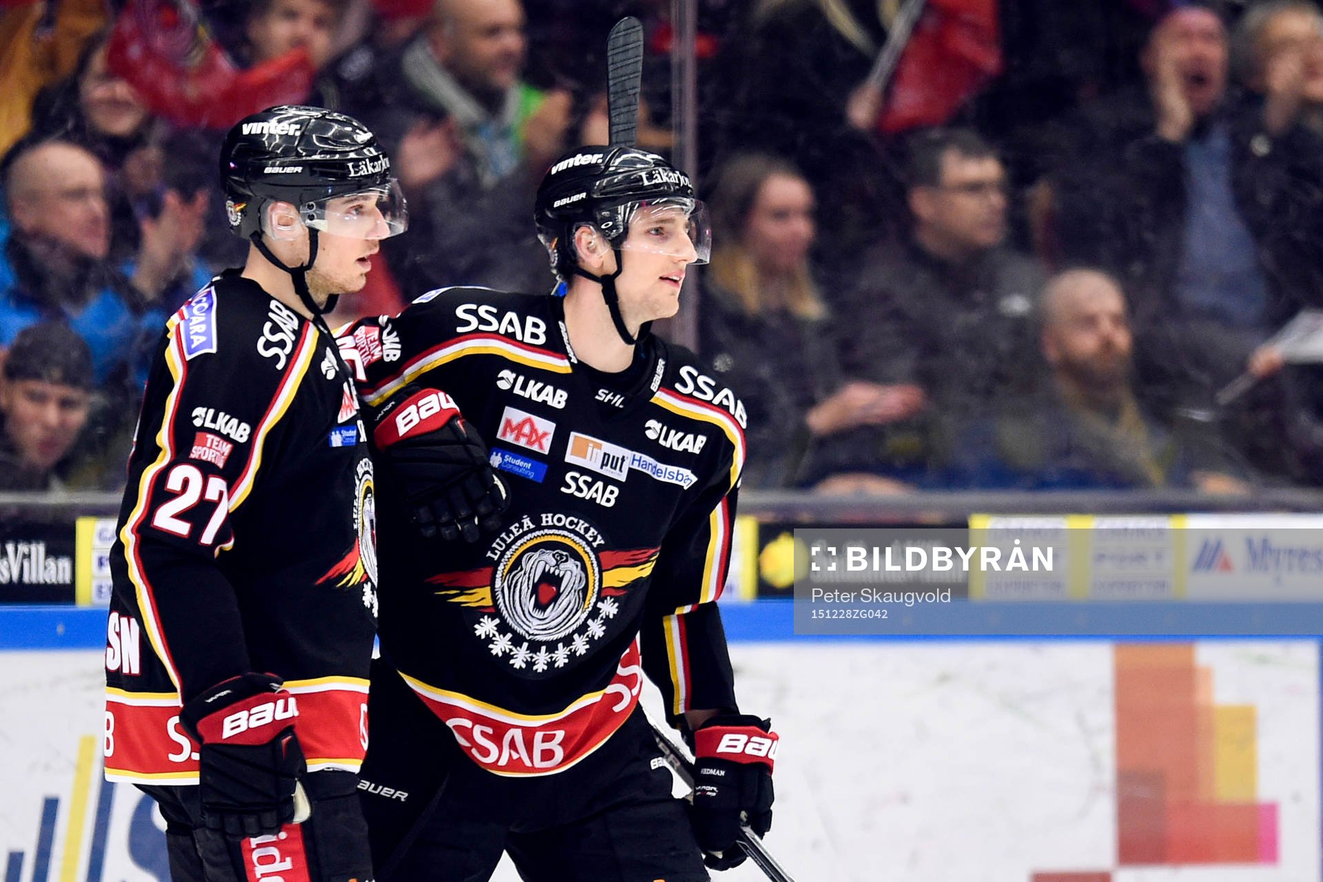 Luleås Brendan Mikkelson och Anton Hedman jublar