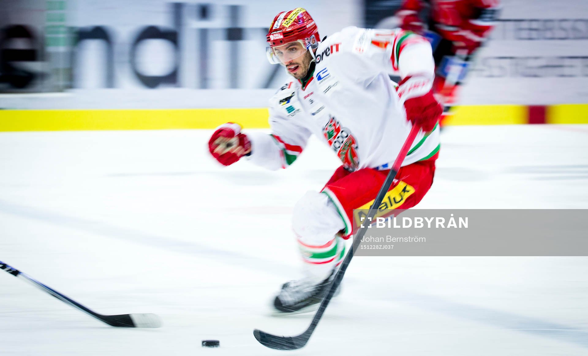 Modos Maxim Lapierre