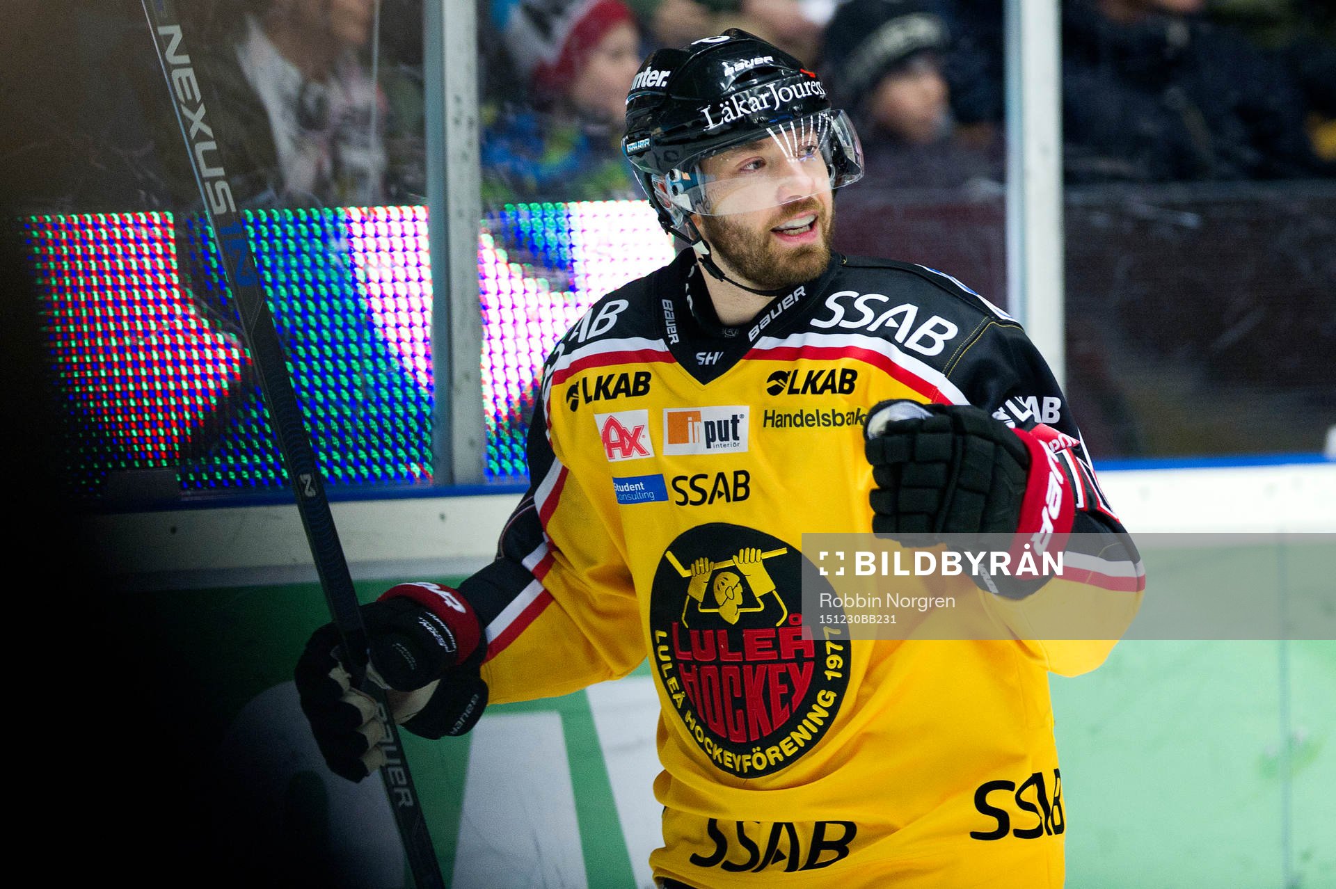 Luleås Jacob Micflikier jublar