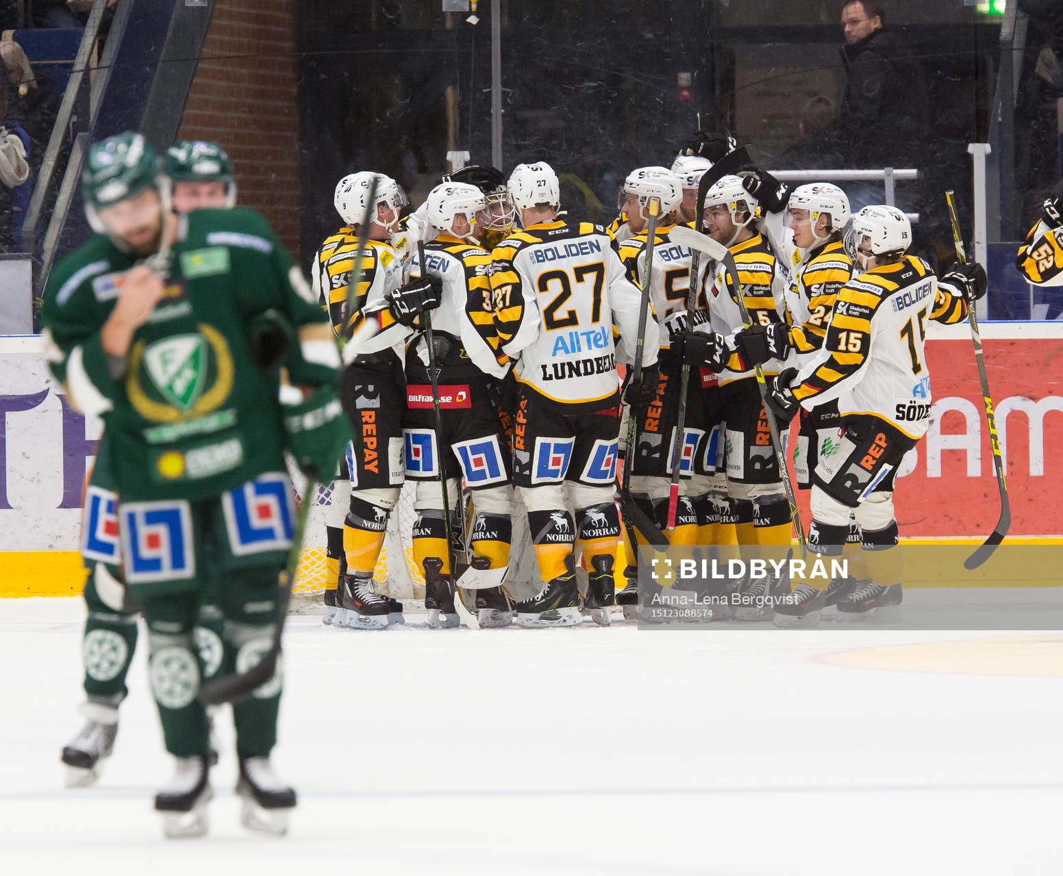 Skellefteås spelare jublar