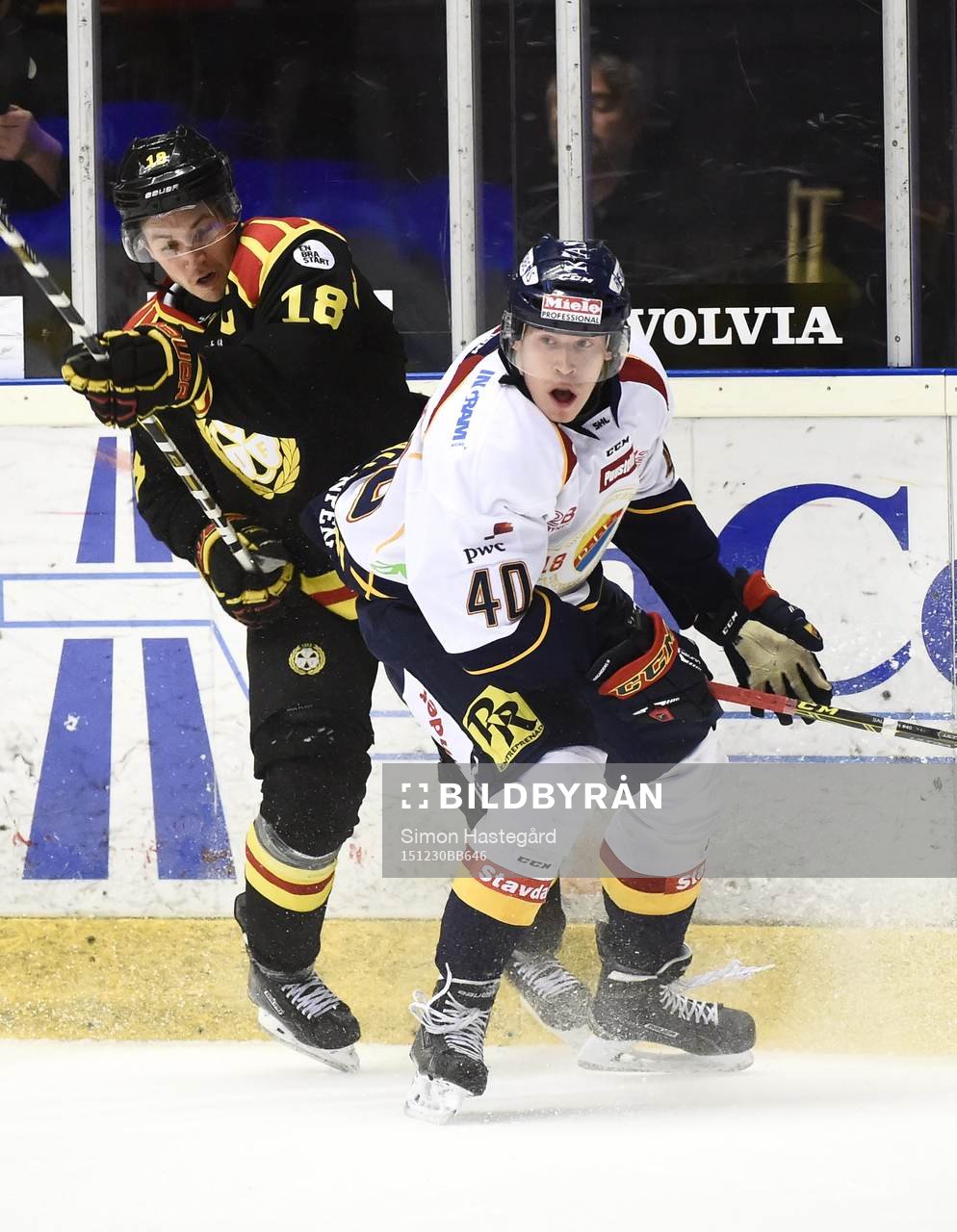 Brynäs Anton Rödin och Djurgårdens Tomi Sallinen