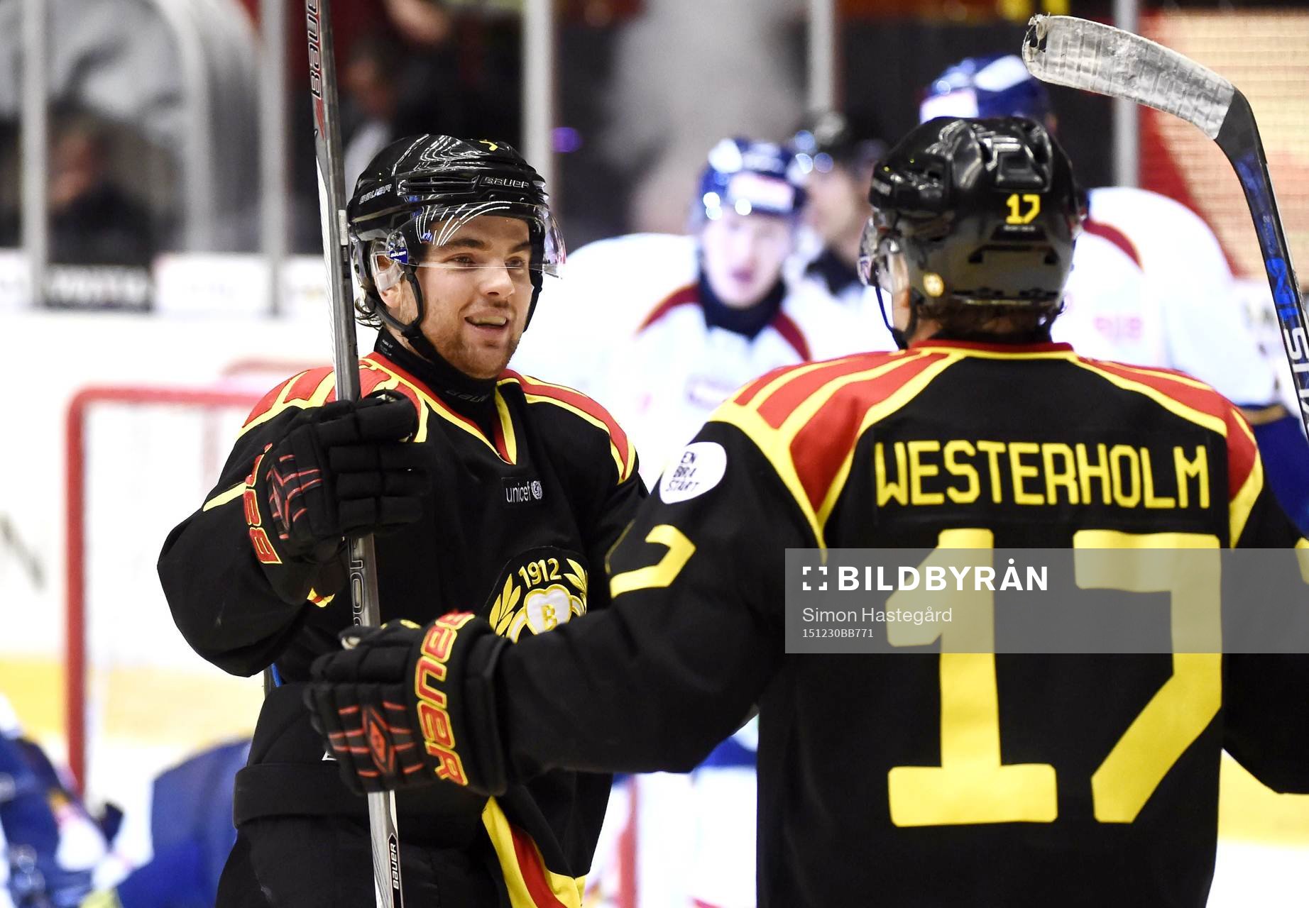 Brynäs Ponthus Westerholm och Pathrik Westerholm jublar