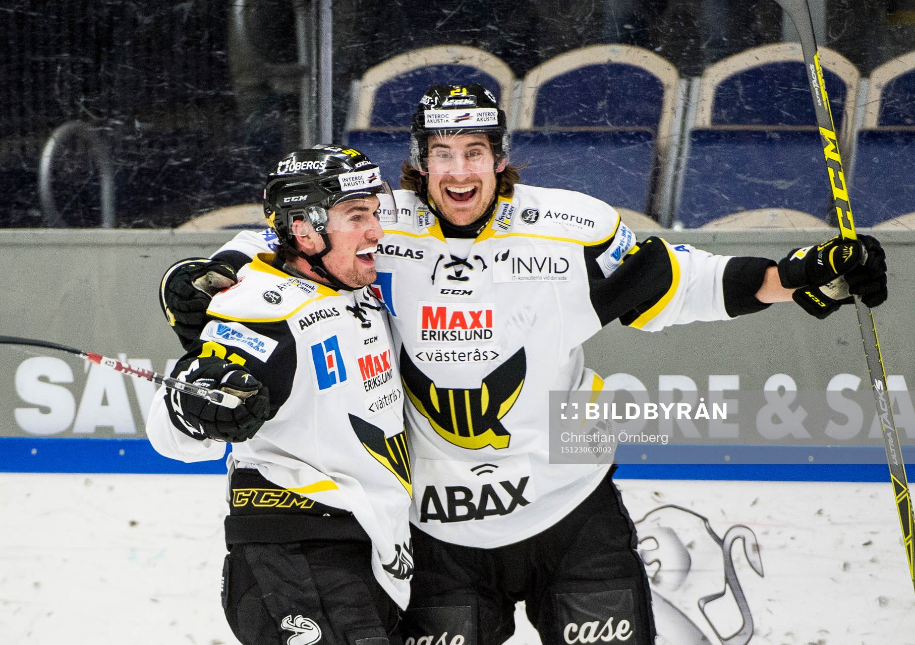 2-1 skytten i Västerås Nick Sorkin jublar med Cody