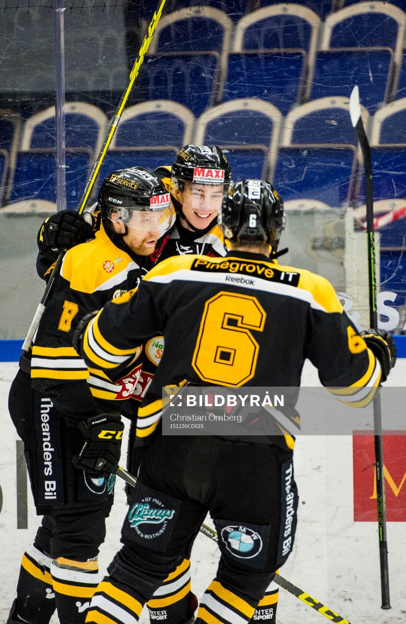 Panterns Jakob Karlsson, Patrik Blomberg och Emil Carnestad