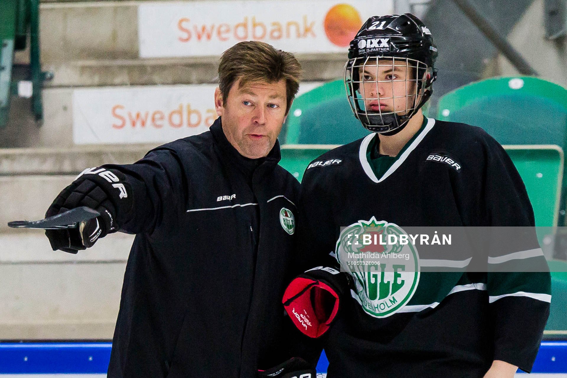 Rögles huvudtränare Gunnar Persson och Victor Laz
