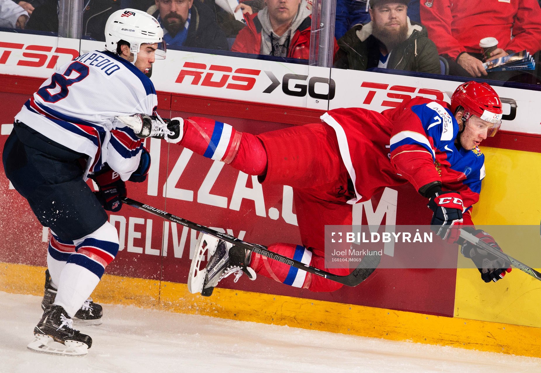 s Louis Belpedio och Rysslands Yevgeni Svechnikov