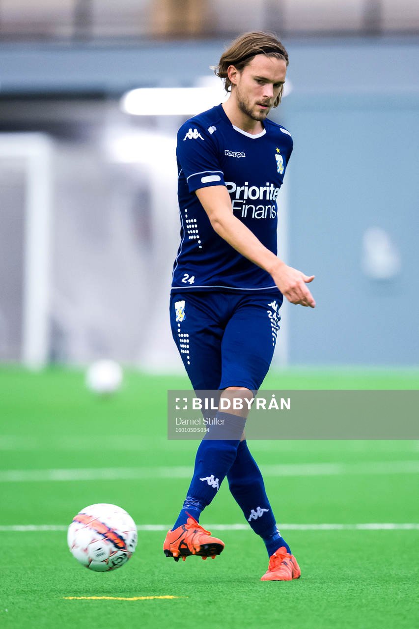 Tom Pettersson  under en träning med IFK Göteborg den 5 januari 2016 i Göteborg.