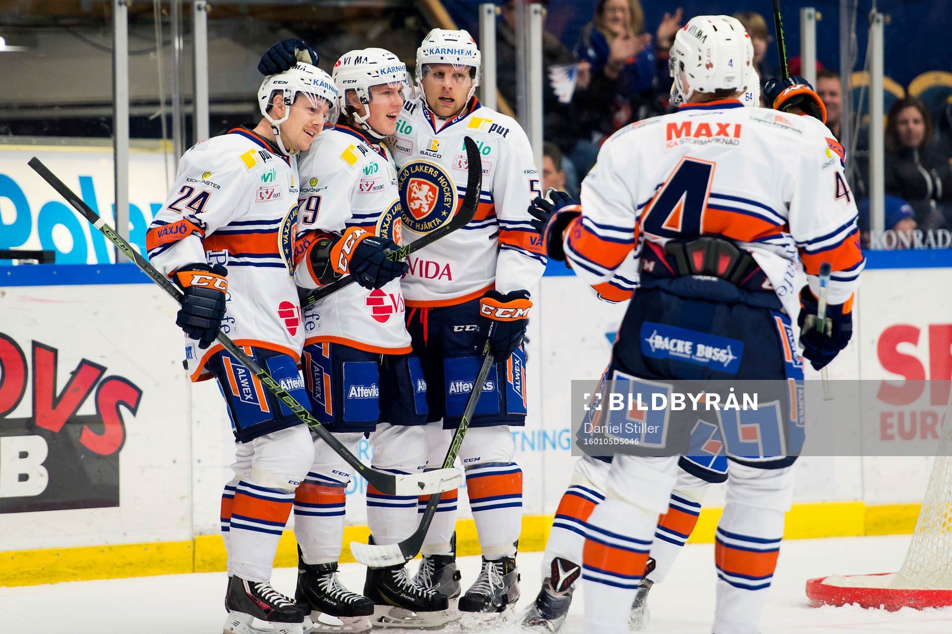 Växjös Joakim Hillding, Patrik Lundh och Joey Crabb jublar