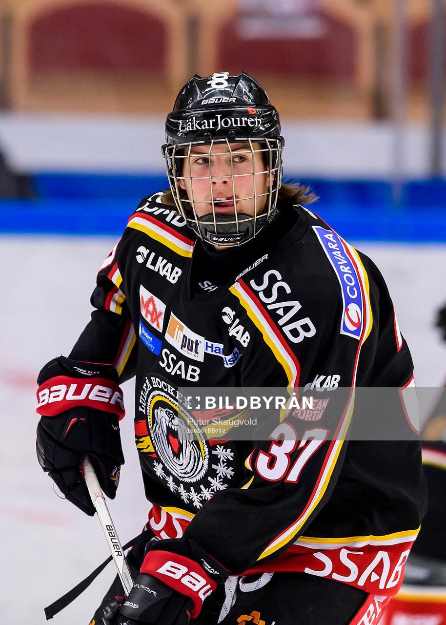Luleås Isac Lundeström på uppvärmningen