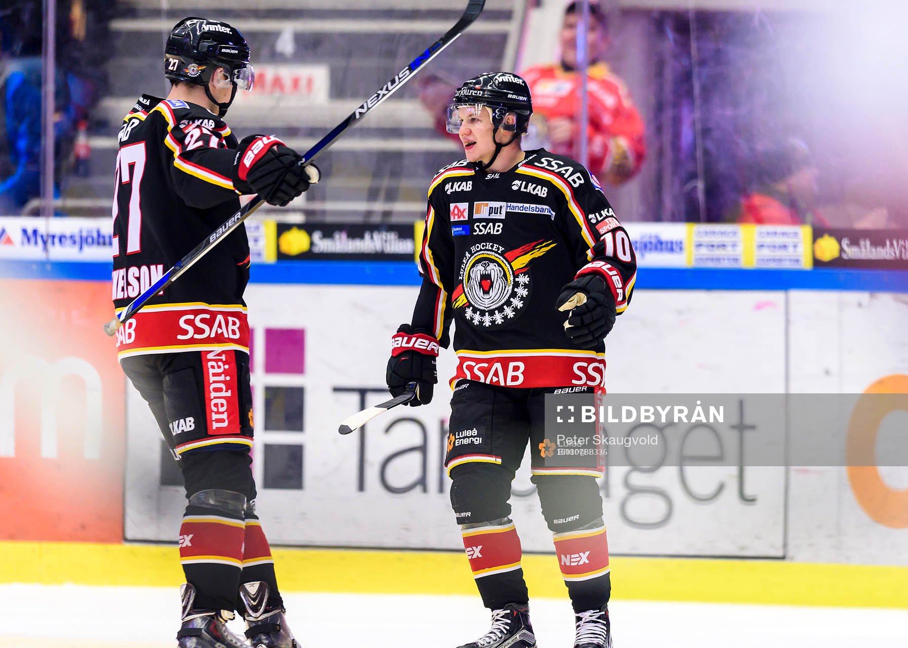 Luleås Toni Rajala(h) jublar