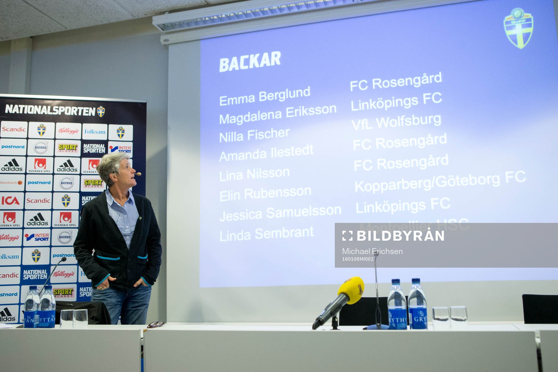Sveriges förbundskapten i fotboll Pia Sundhage presenterar