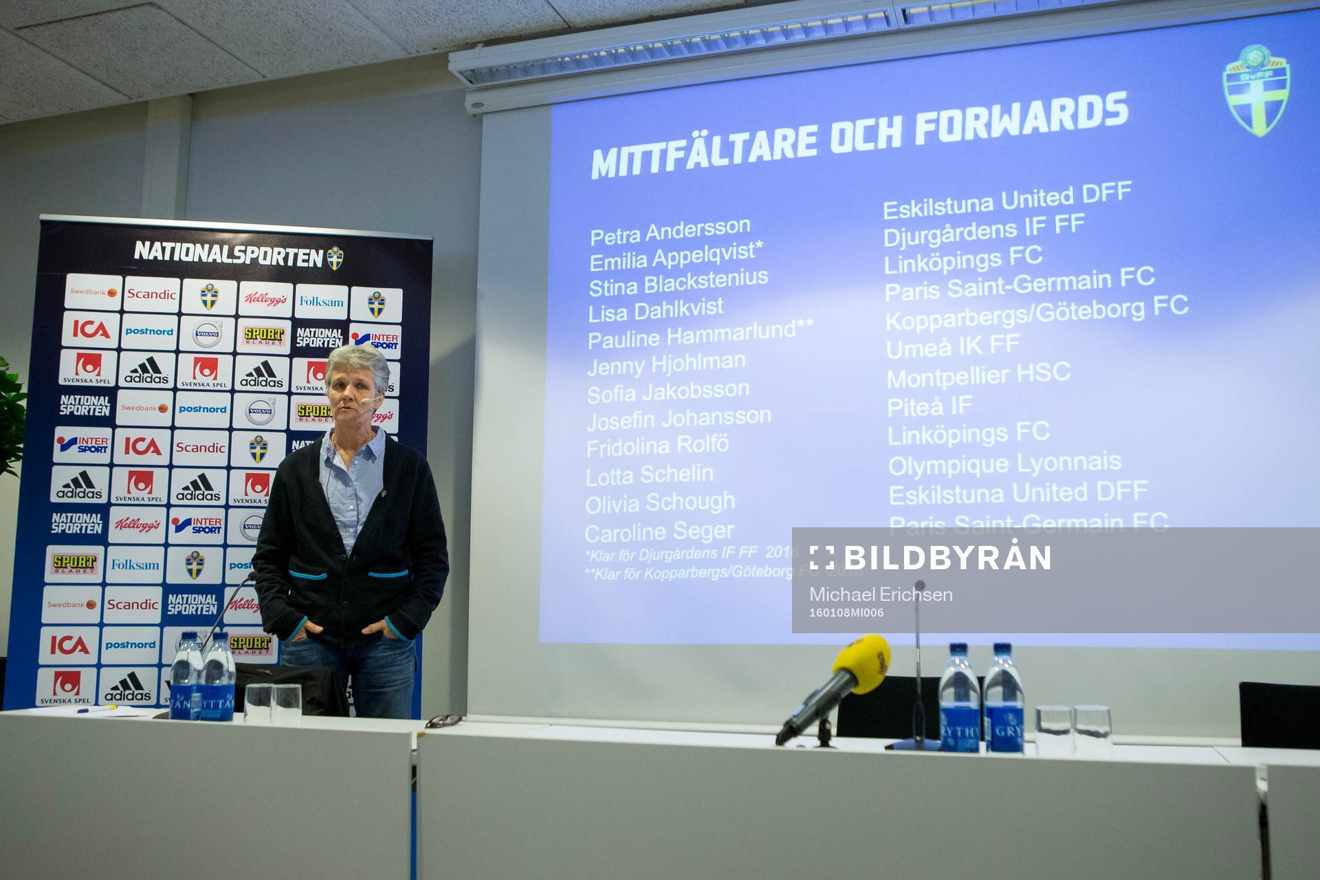 Sveriges förbundskapten i fotboll Pia Sundhage presenterar