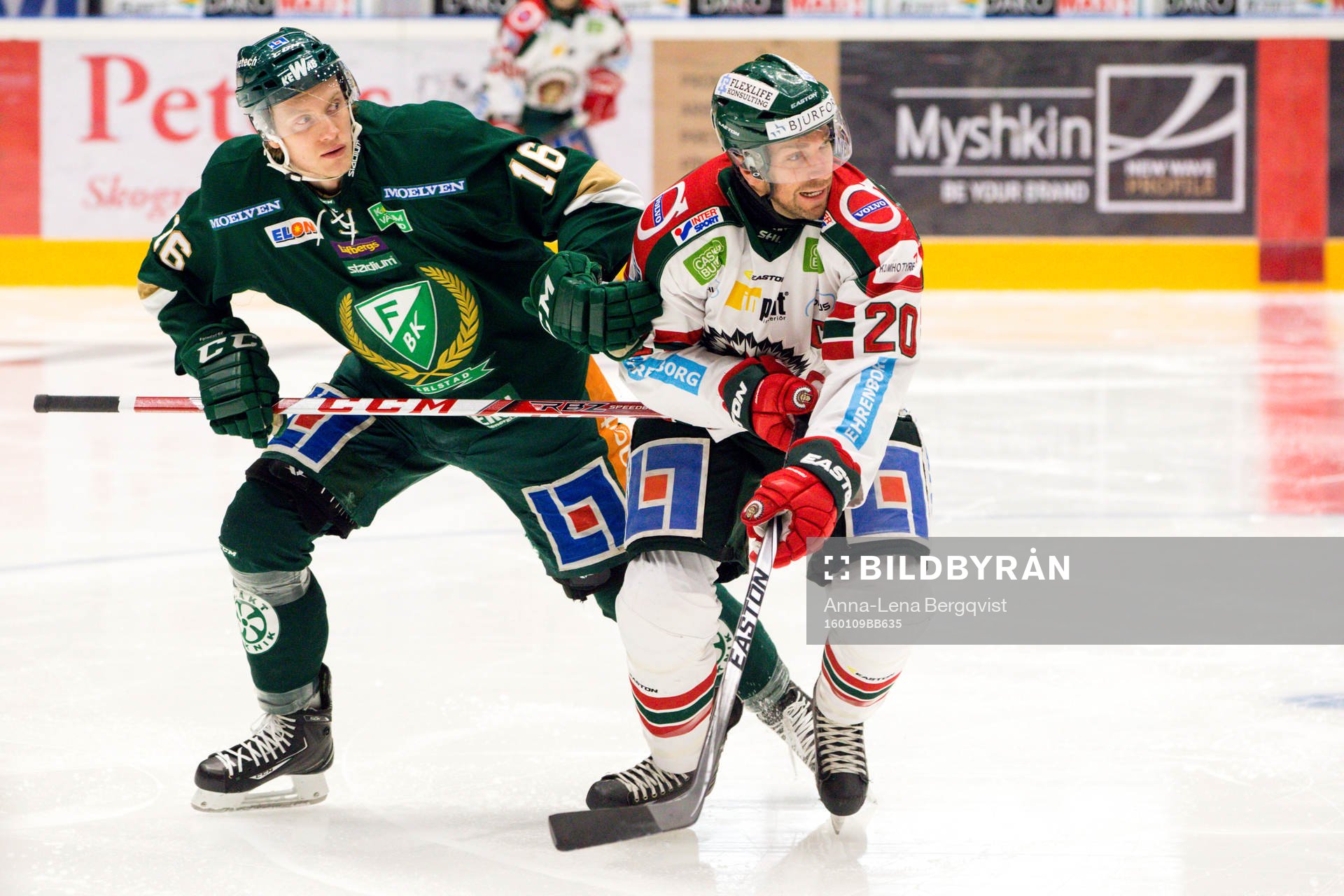 Färjestads Johan Ryno och Frölundas Joel Lundqvist