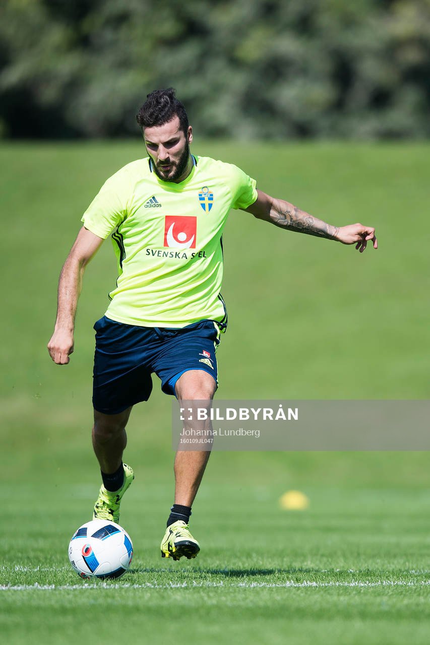 Mikael Ishak
