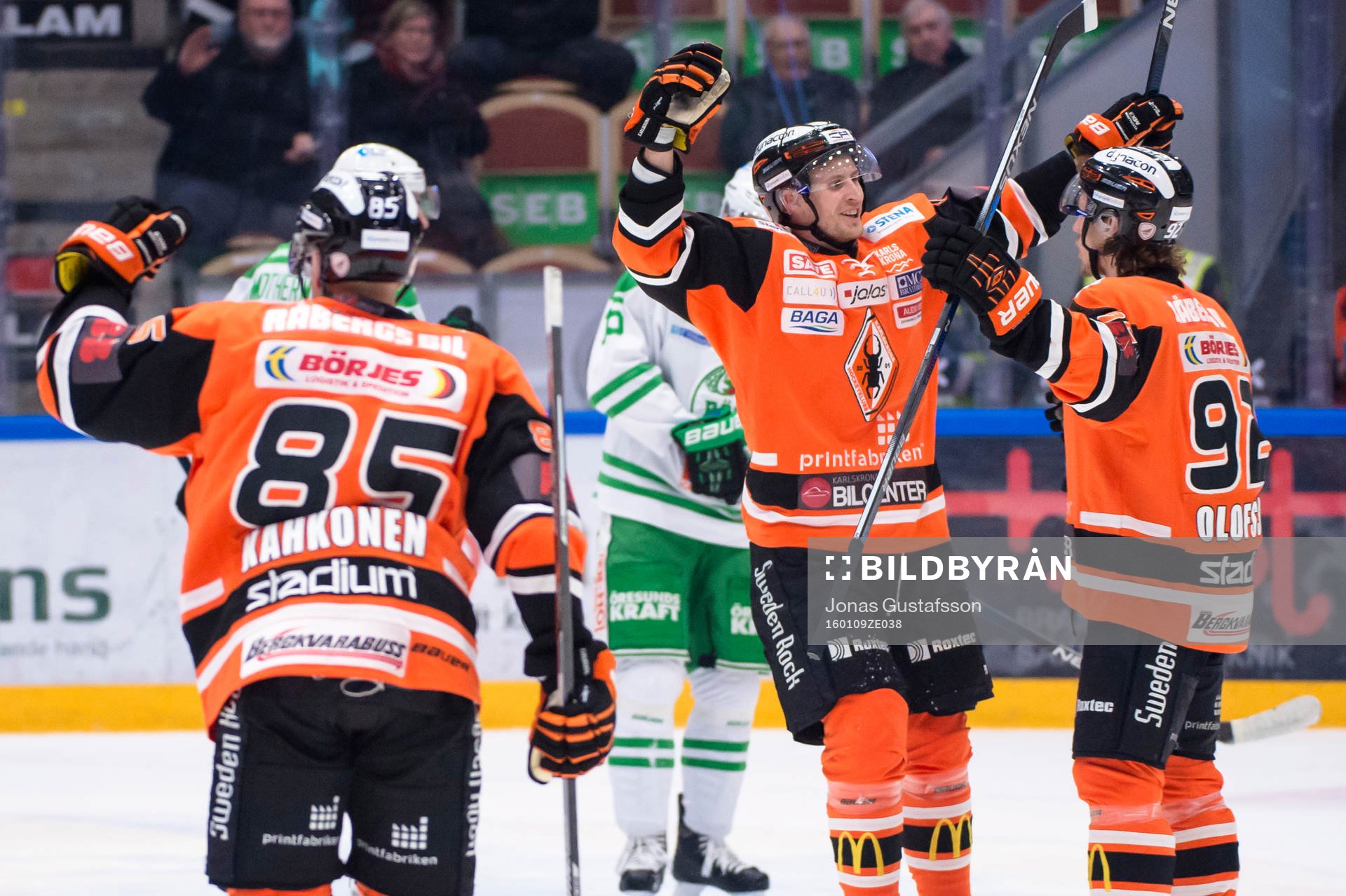 Karlskronas Jesper Olofsson  jublar