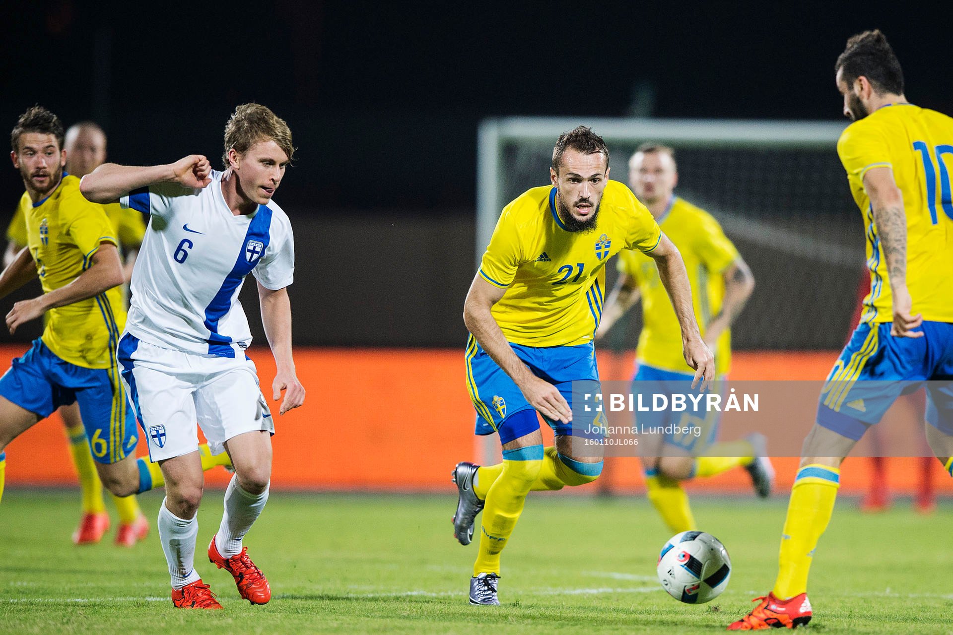 Finlands Rasmus Schüller utmanar Sveriges Emir Kujovic