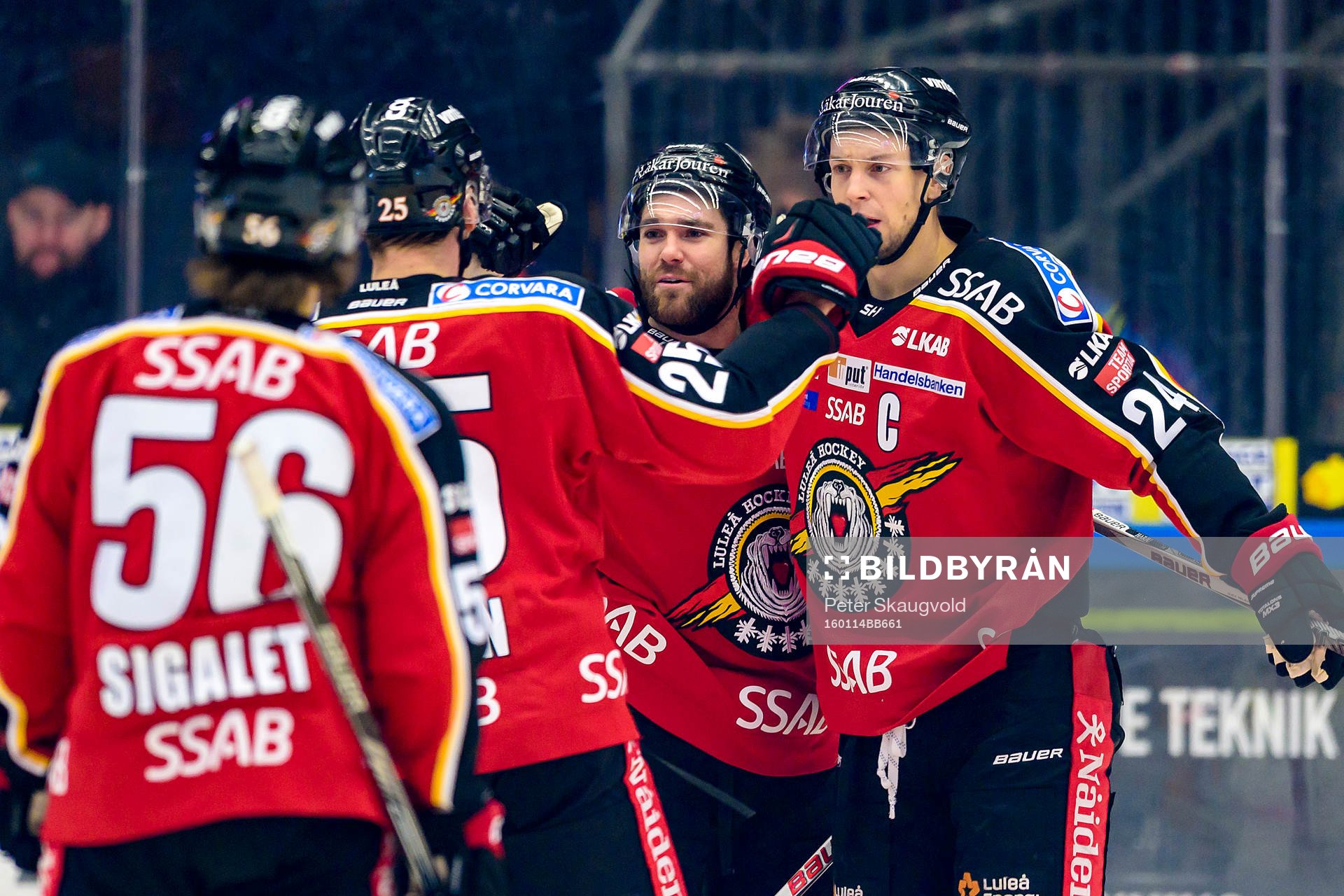 Luleås Jacob Lagacé(m) jublar
