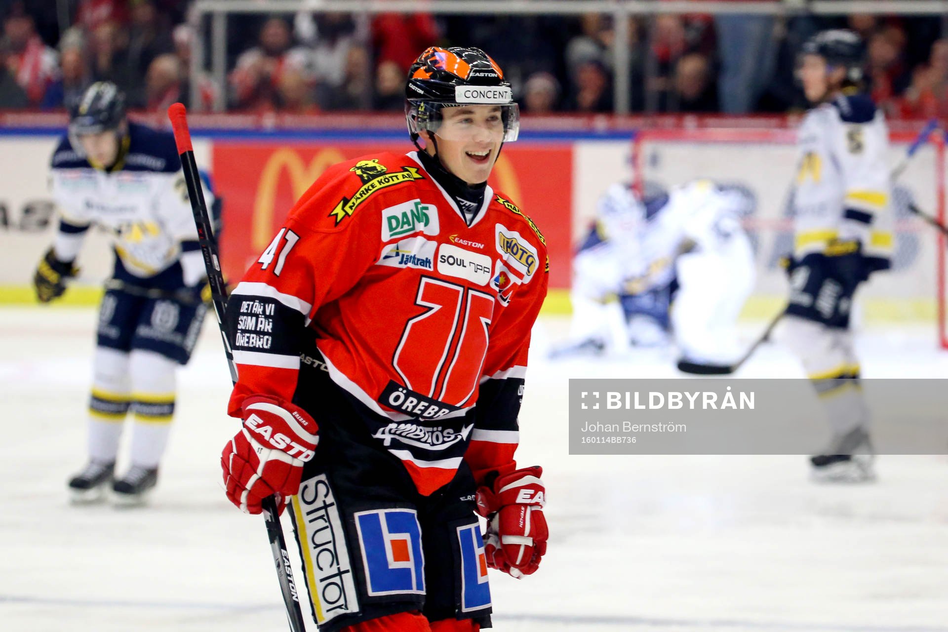 Örebros Joel Mustonen jublar