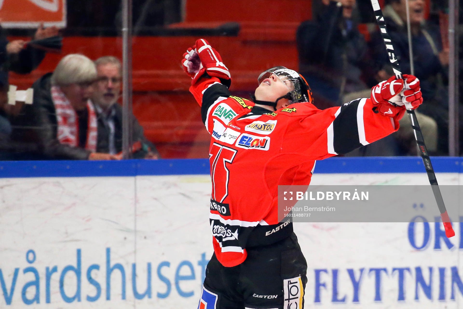 Örebros Joel Mustonen jublar