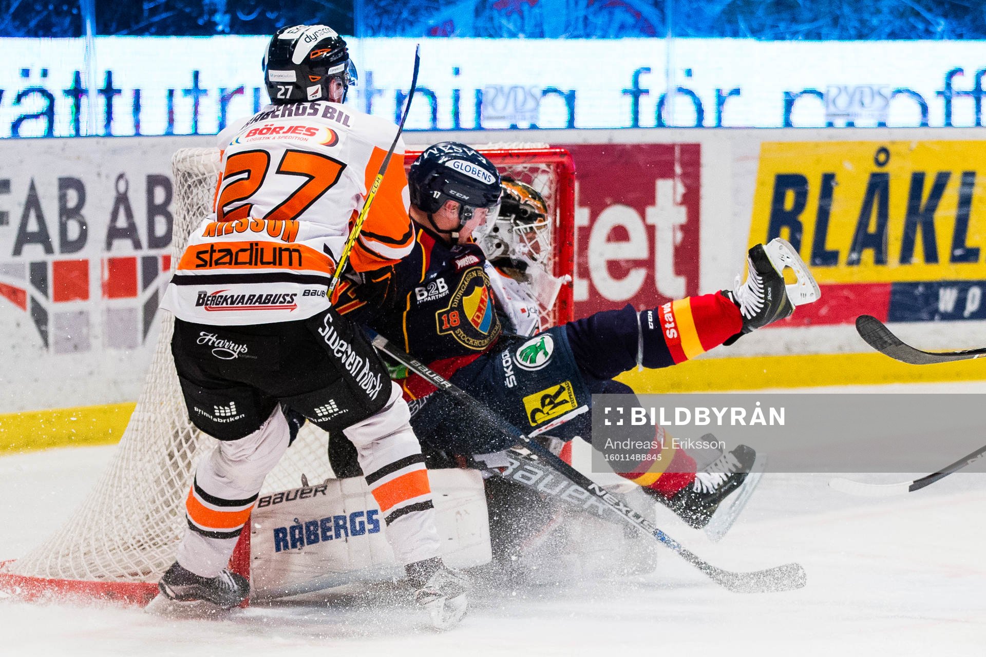 Karlskronas Henrik Nilsson på väg in i målet