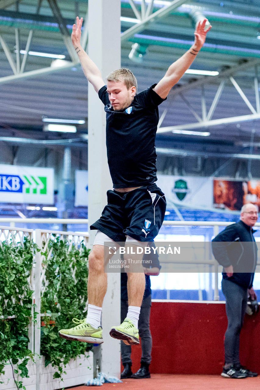 Malmö FFs Oscar Lewicki när Malmö FFs spelare fystestas