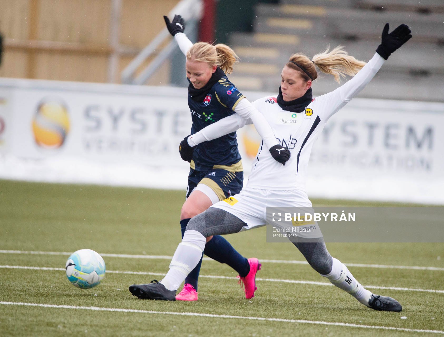 Rosengårds Ebba Wieder och Lilleströms Mimmi Löfwenius