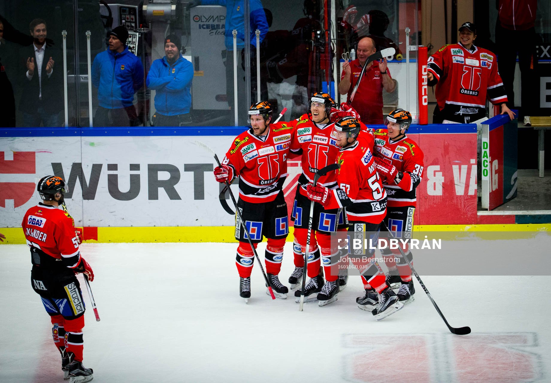 Örebros Marko Anttila jublar