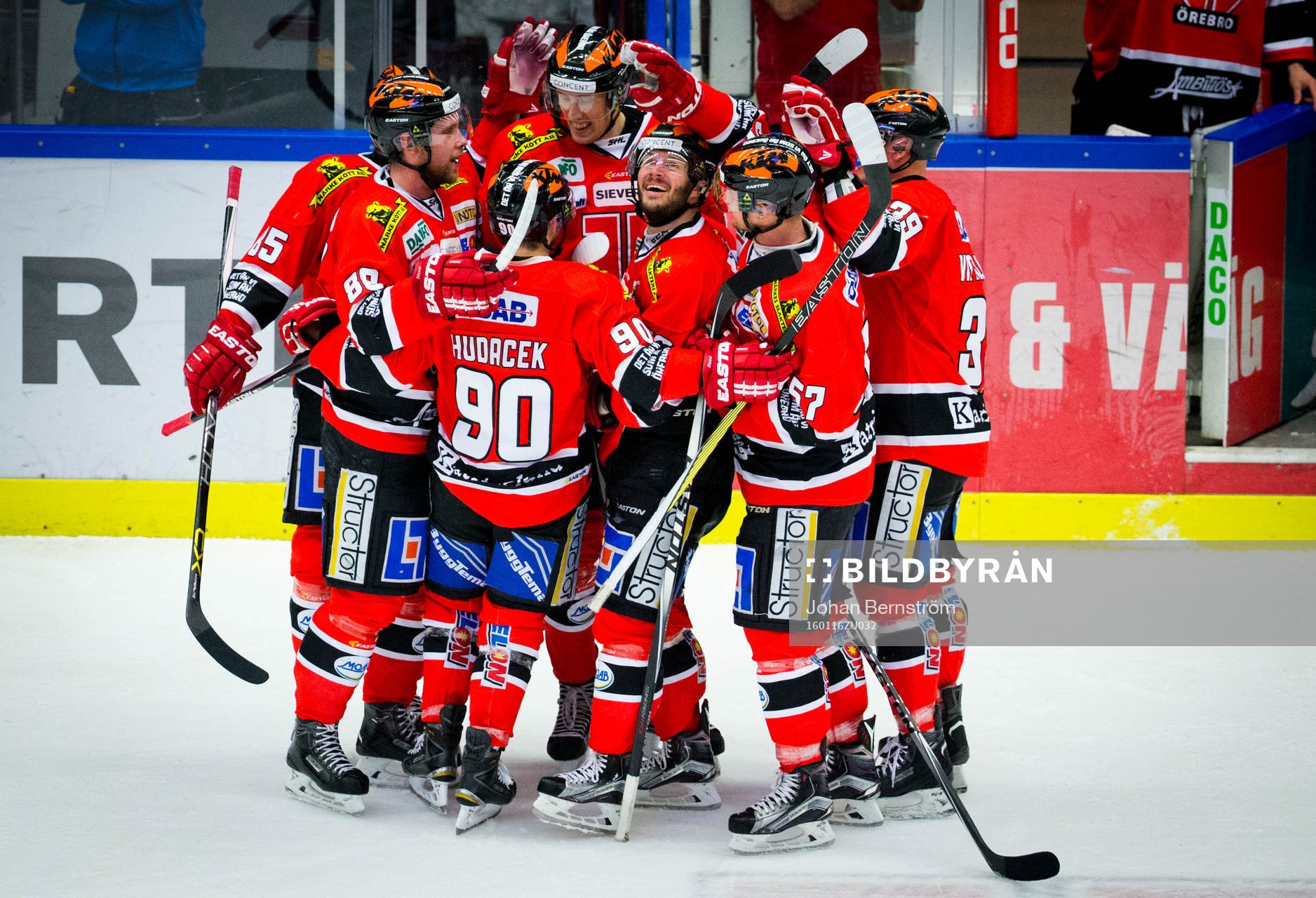 Örebros Marko Anttila jublar