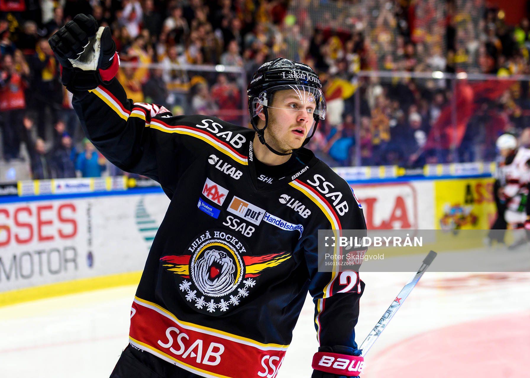 Luleås Lucas Wallmark jublar