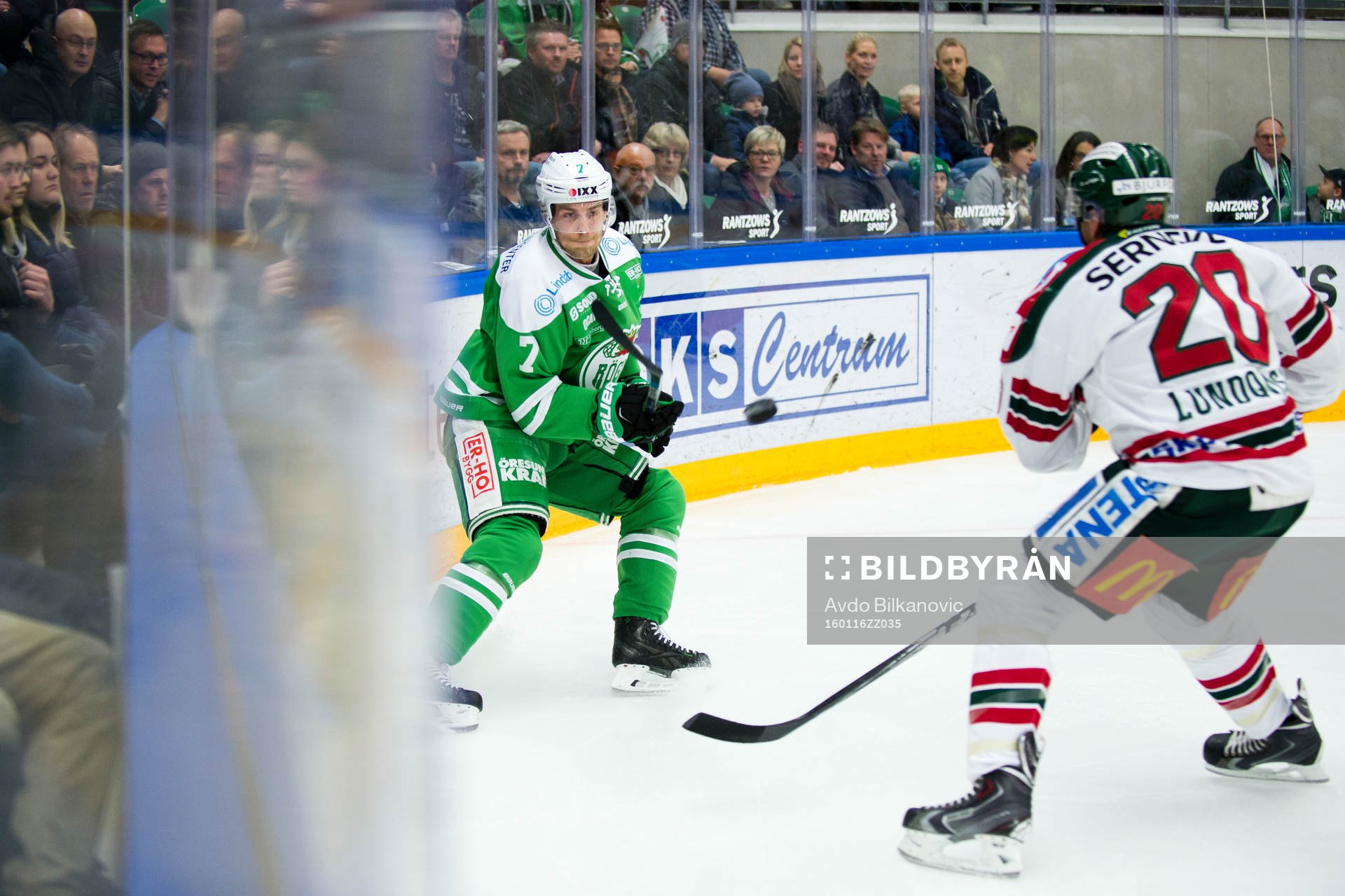 Rögles Partik Cehlin och Frölundas Joel Lundqvist