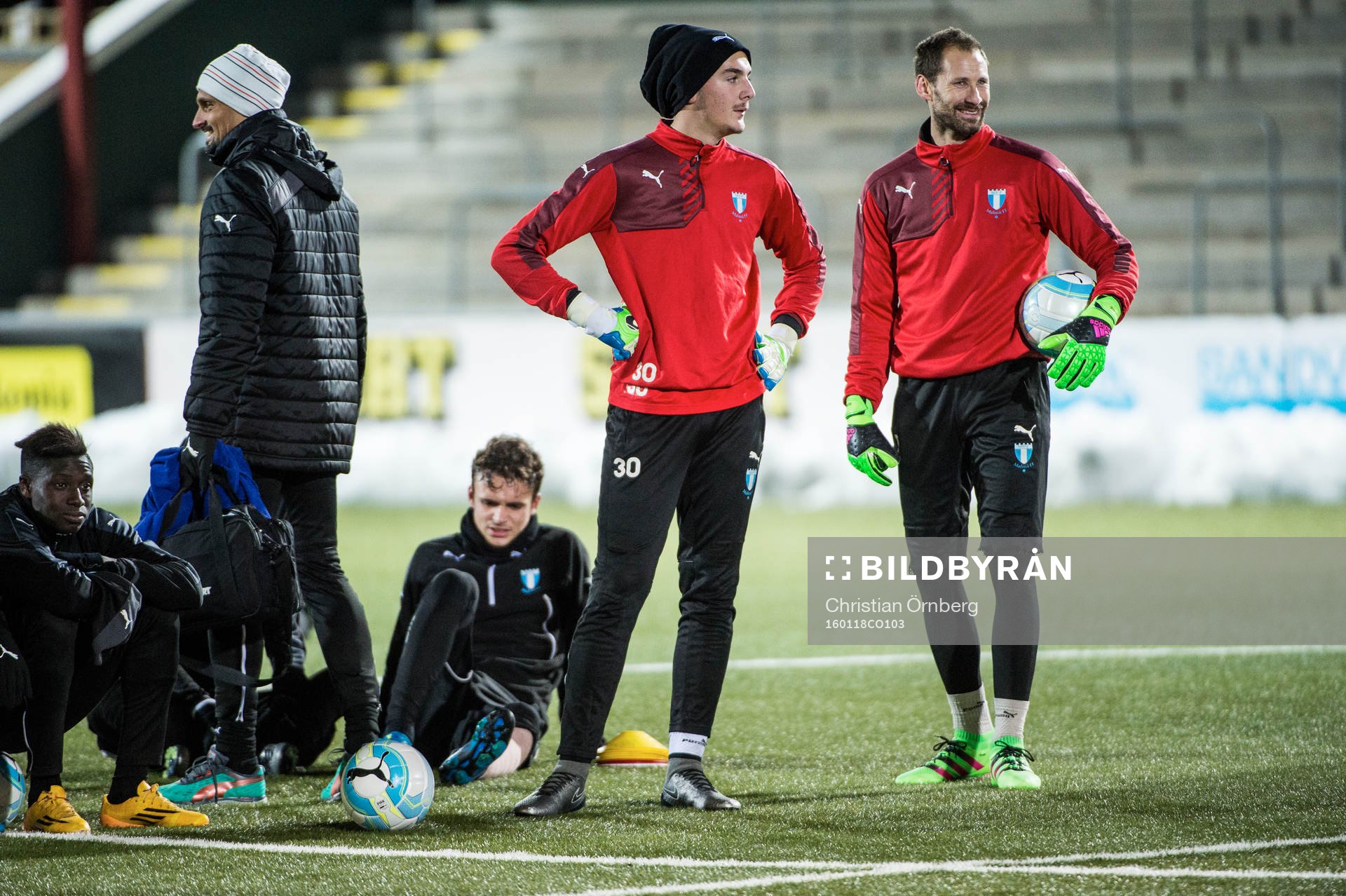 Målvakterna Marko Johansson och Johan Wiland