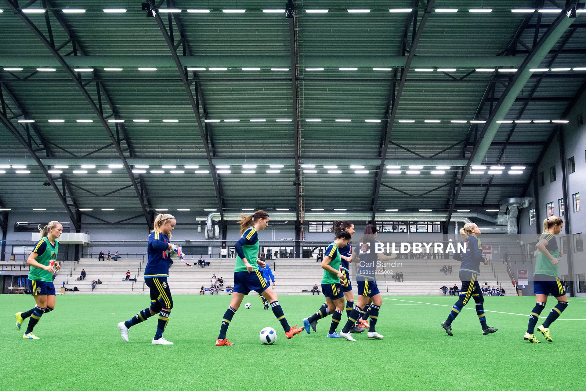 Spelarna joggar ner