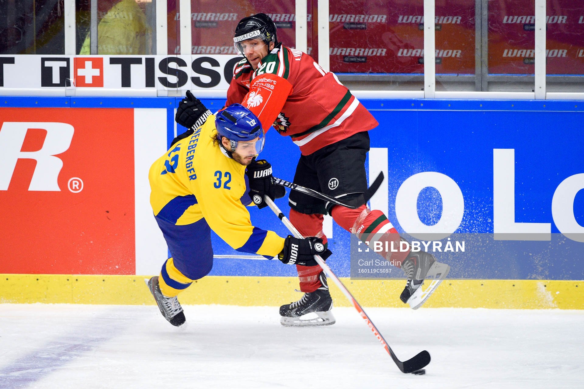 Davos Noah Schneeberger och Frölundas Joel Lundqvist