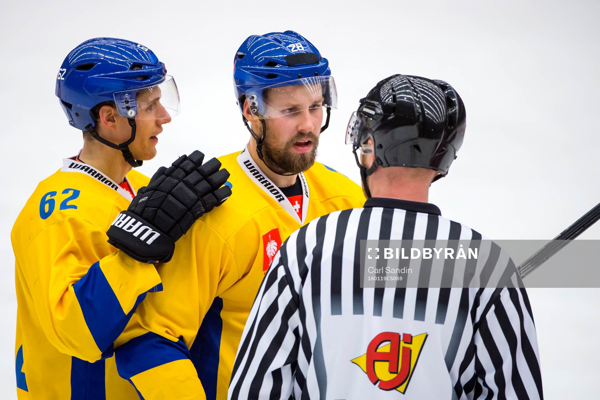 Davos Dick Axelsson reagerar mot en domare