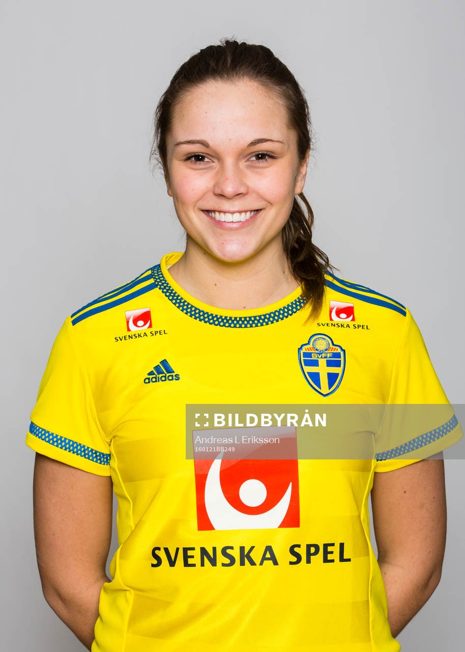 Sissel Strömberg Bratås i F19/U20-landslaget