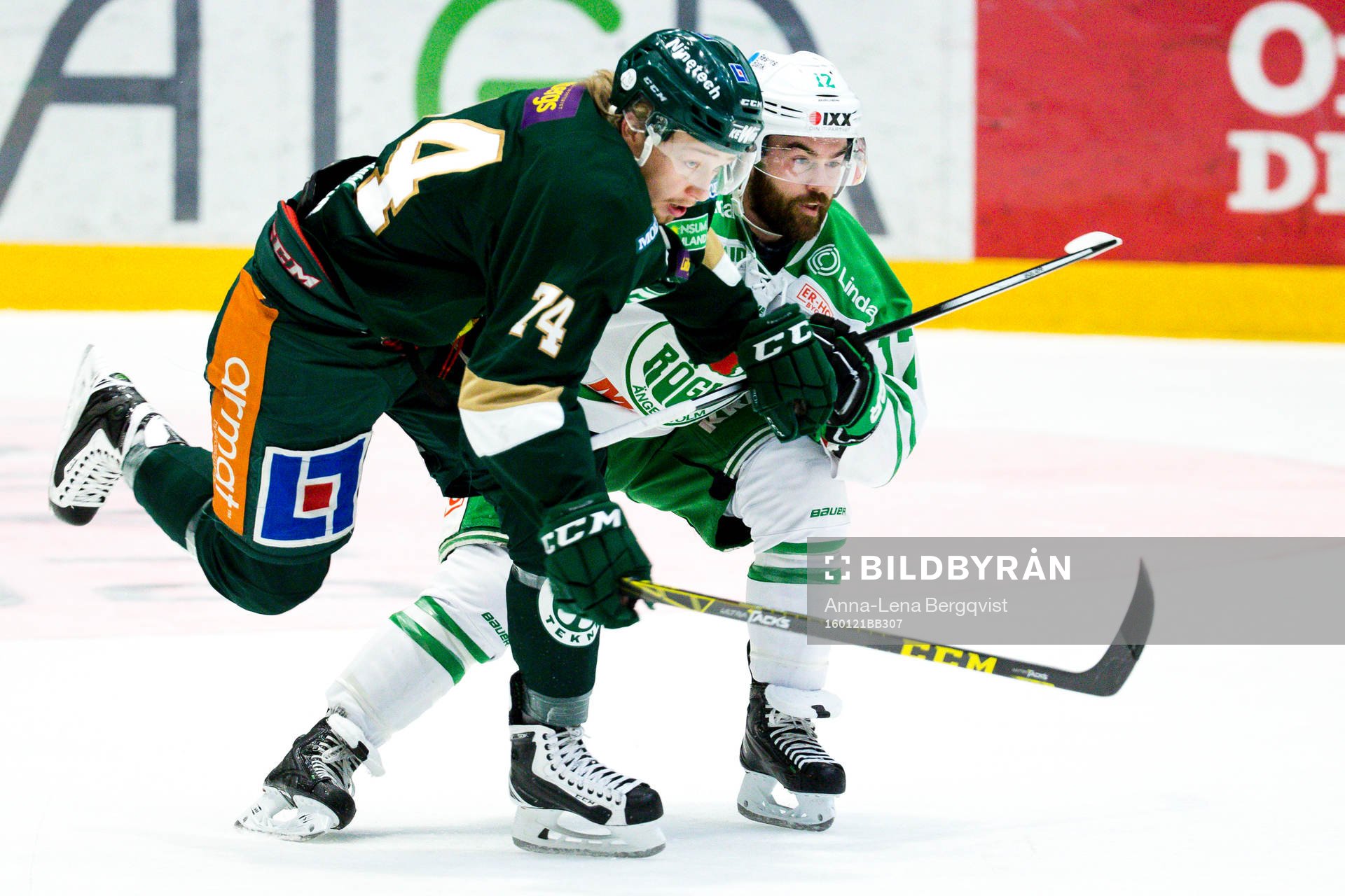 Färjestads Rasmus Asplund och Rögles Jack Connolly
