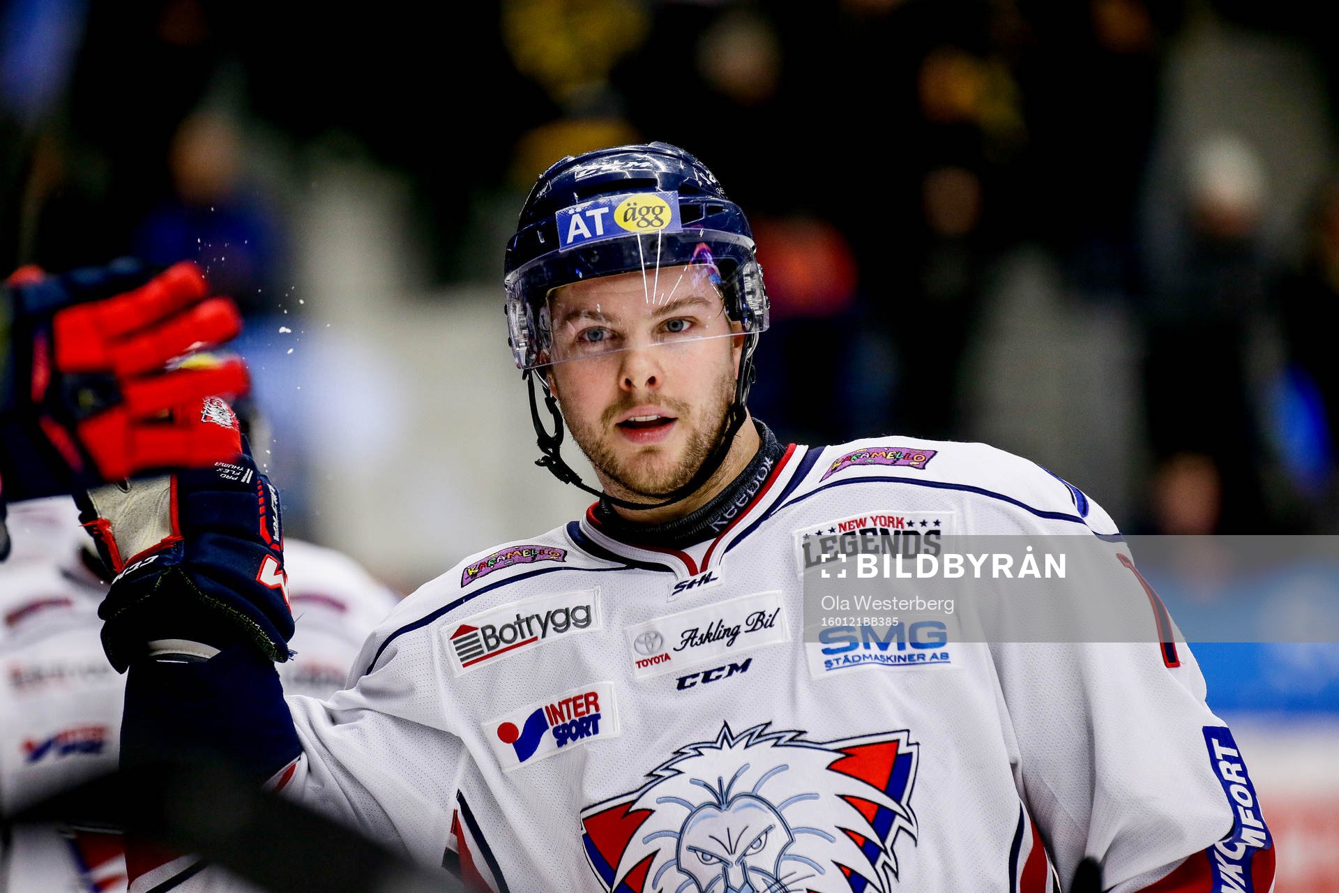Linköpings Garret Roe jublar