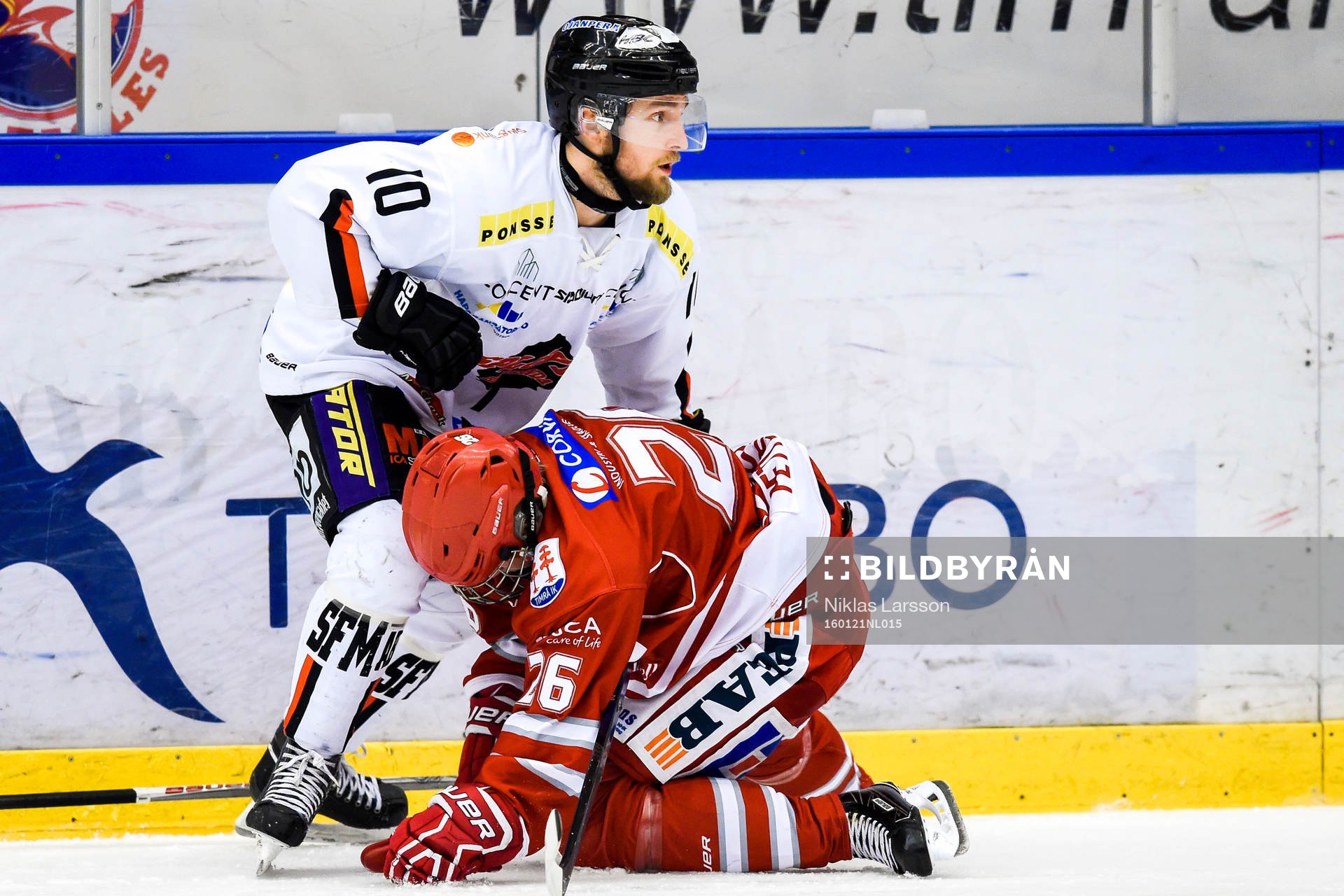 Asplövens Jesse Jyrkkiö och Timrås Elias Pettersson