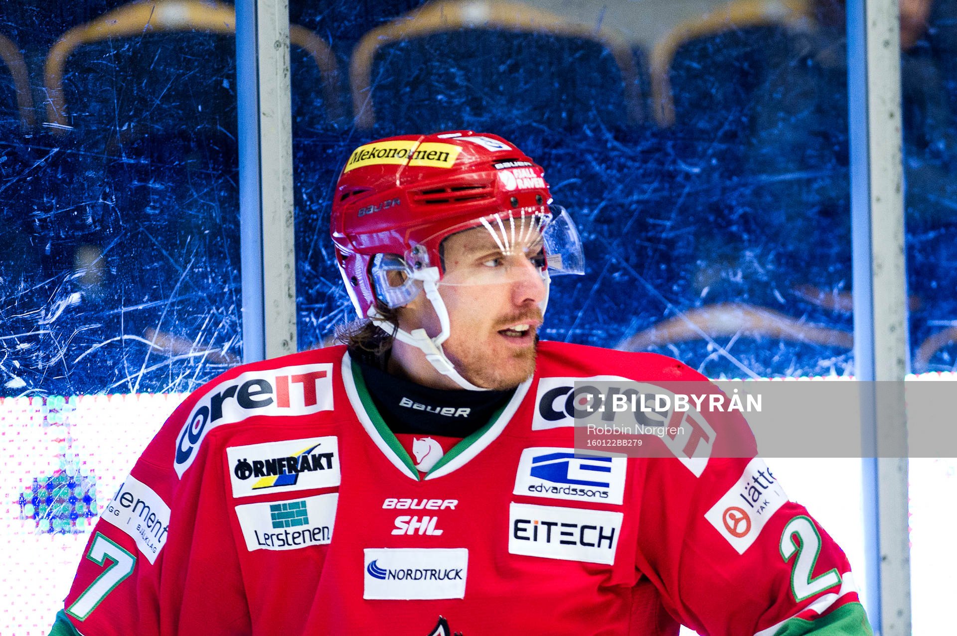Modos Peter Öberg jublar
