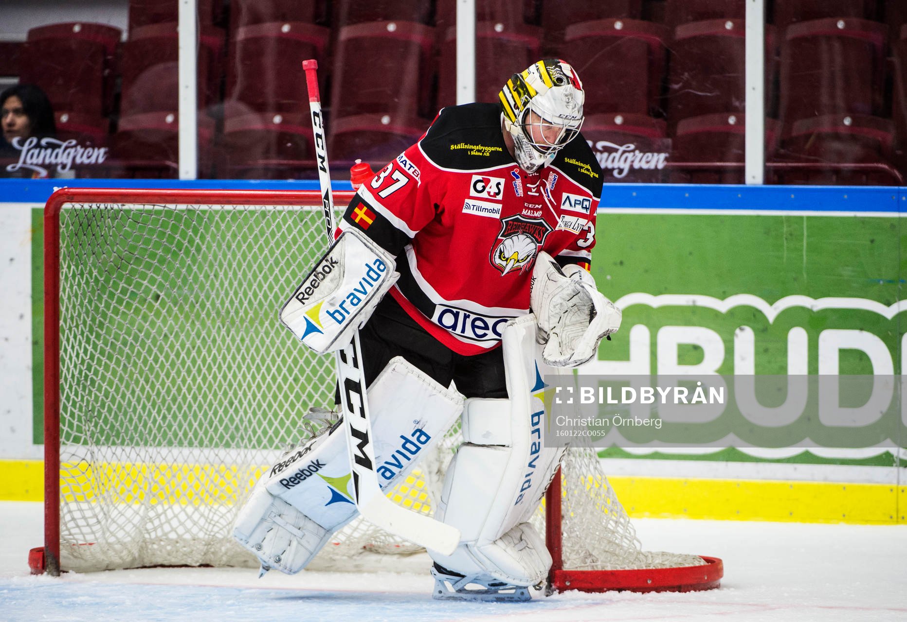 Malmö Redhawks målvakt Jonas Gunnarsson deppar