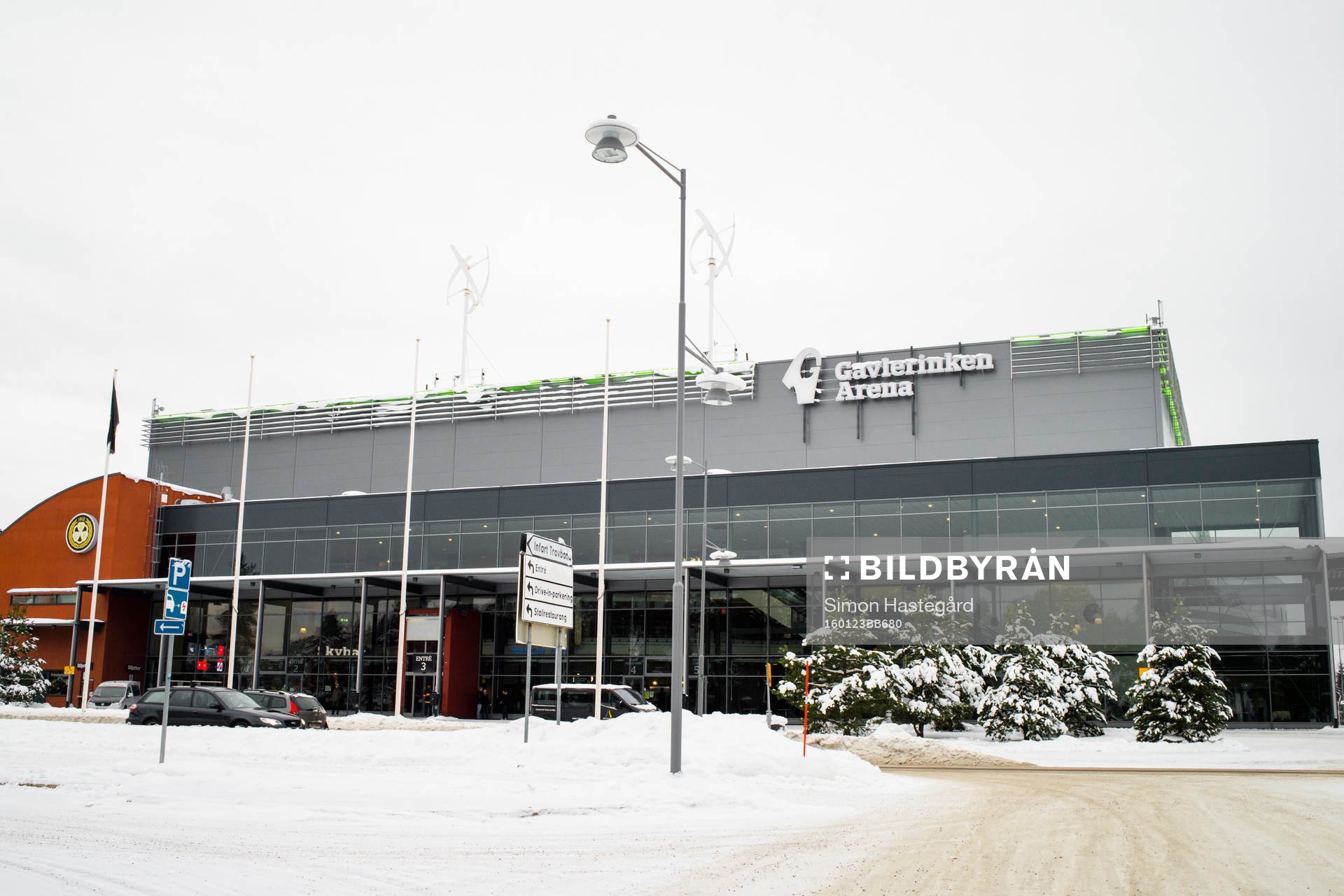 Exteriörbild på Gavlerinken Arena före ishockeymatchen i