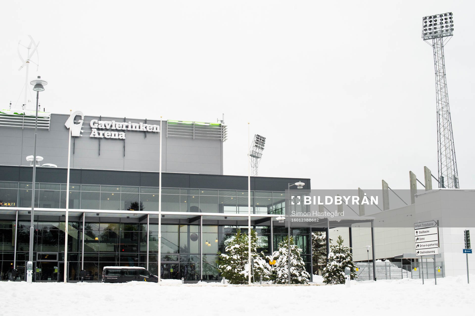 Exteriörbild på Gavlerinken Arena före ishockeymatchen i
