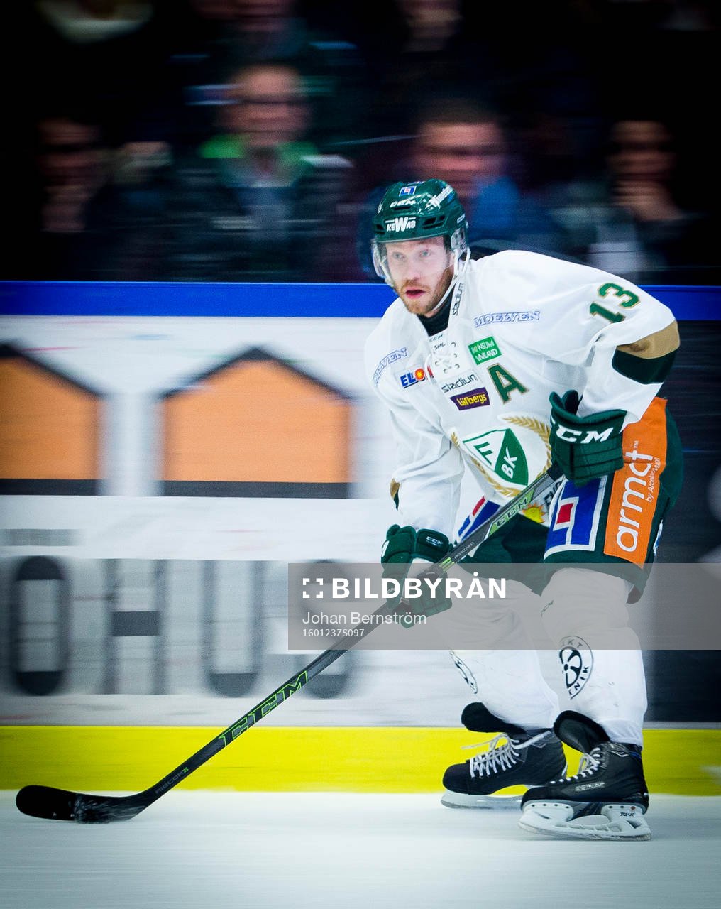 Panorering på Färjestads Linus Persson