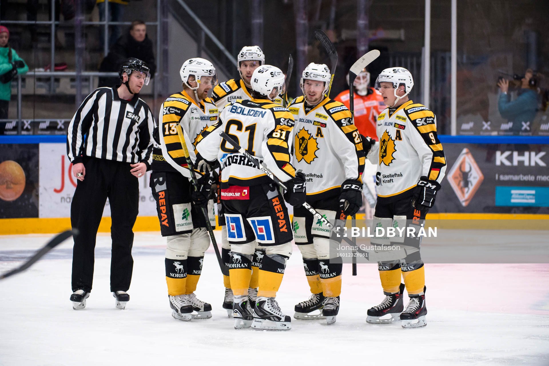 Skellefteås Martin Lundberg  jublar