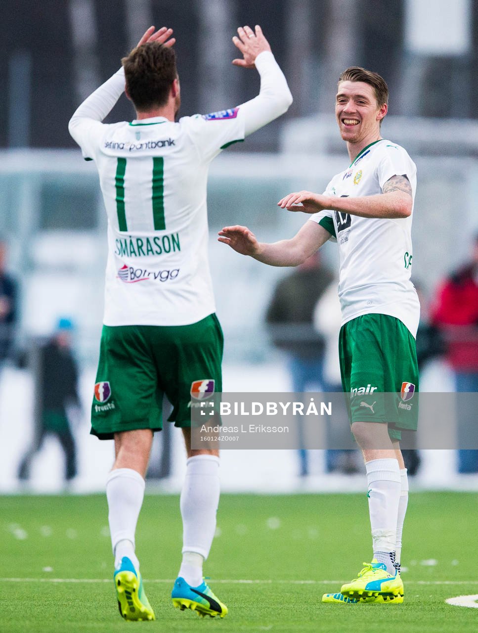 Hammarbys Arnor Smarason jublar