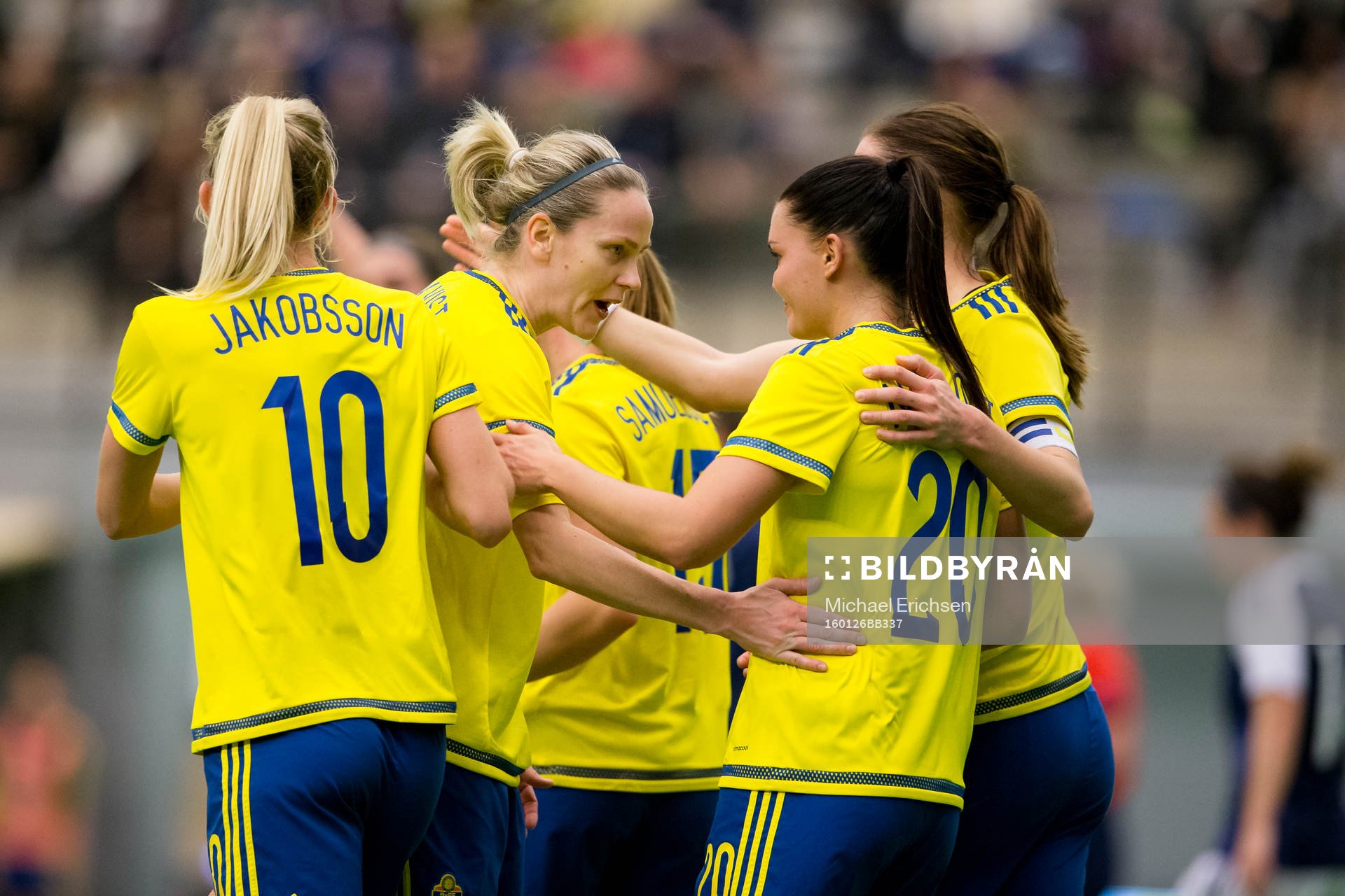 Sverige jublar