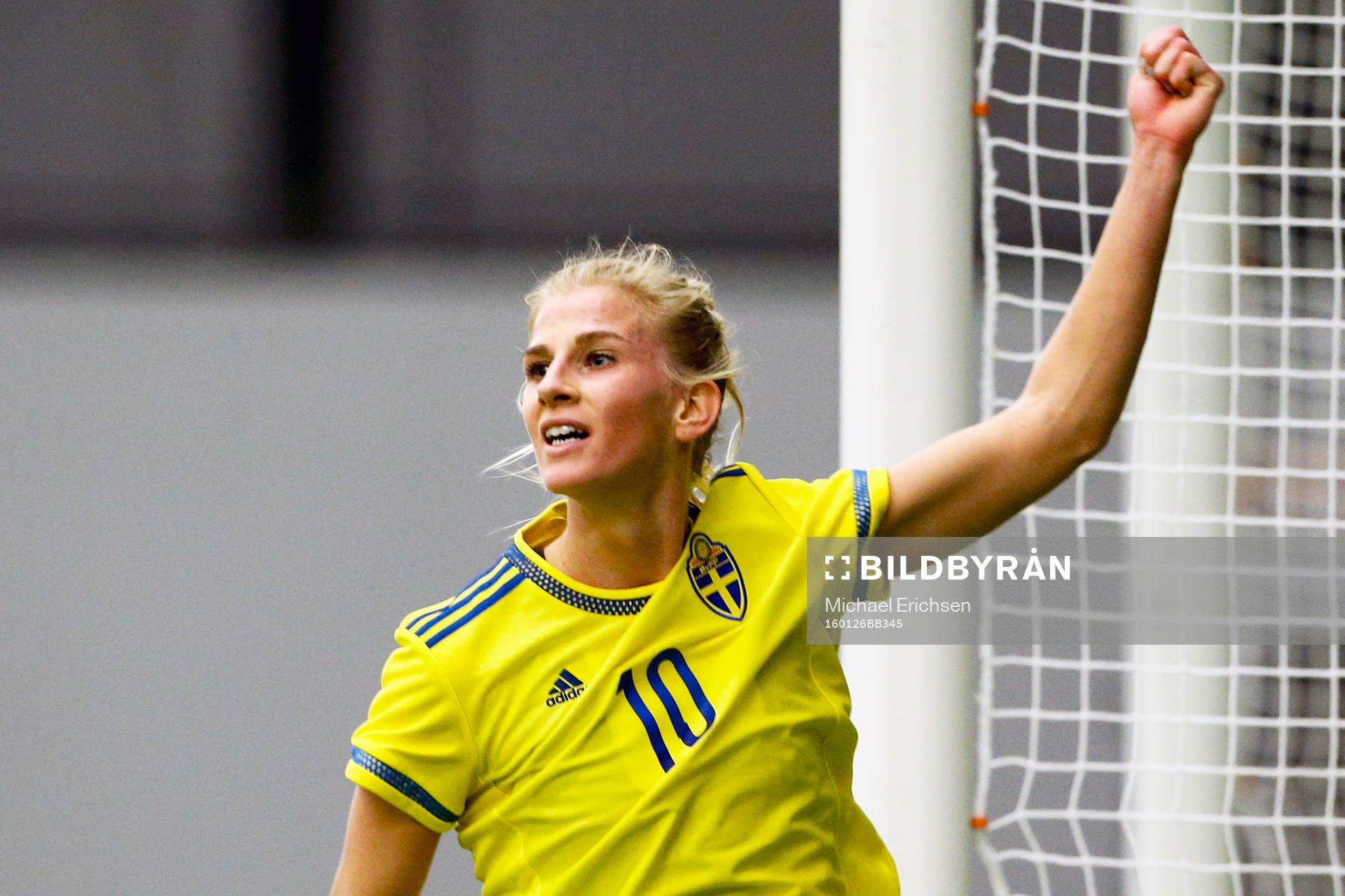Sveriges Sofia Jakobsson jublar