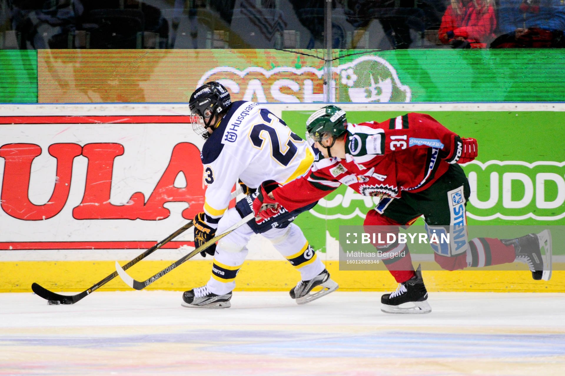 s Lias Andersson  och Frölundas Nicklas Lasu