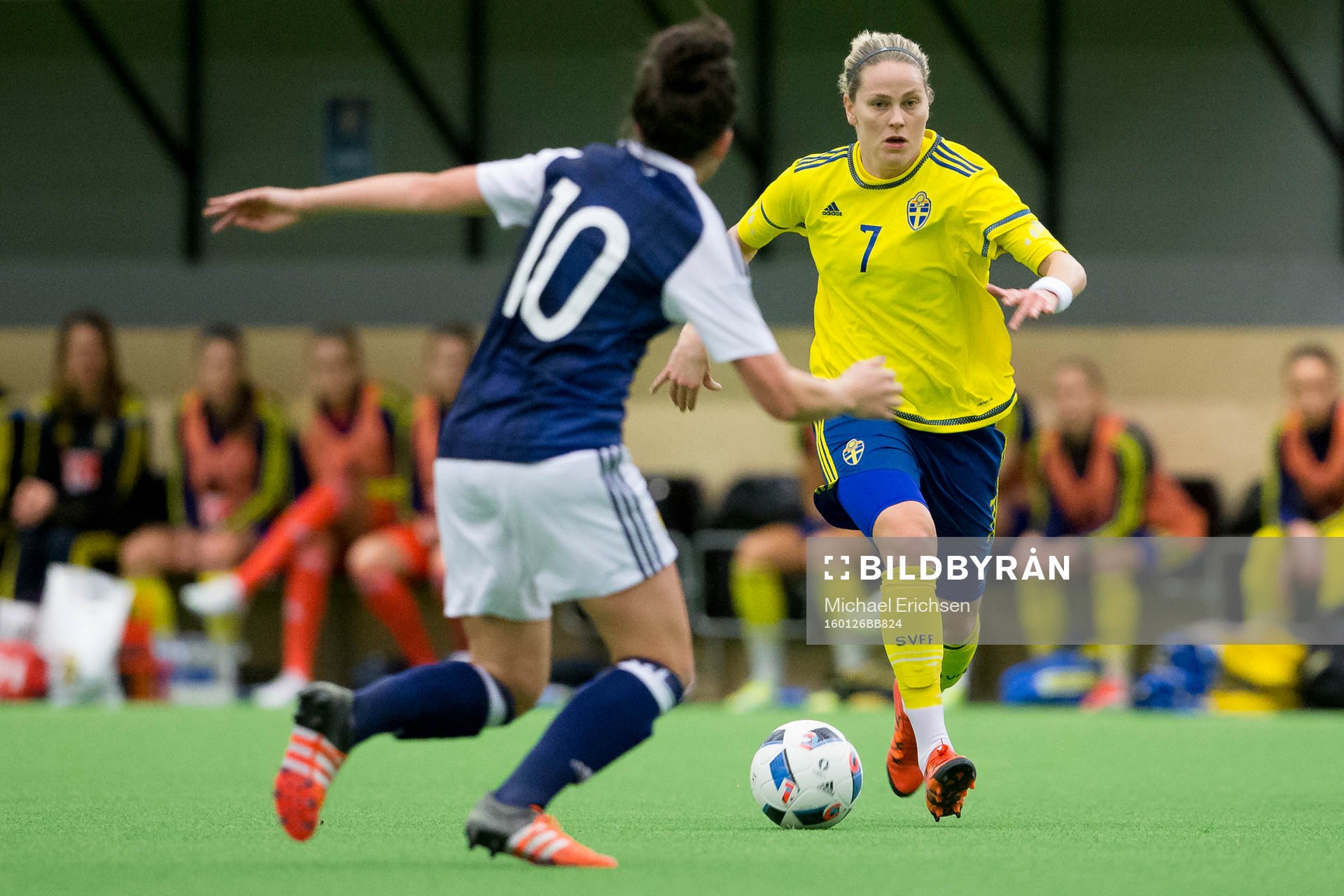 Sveriges Lisa Dahlkvist mot Skottlands Leanne Chrichton