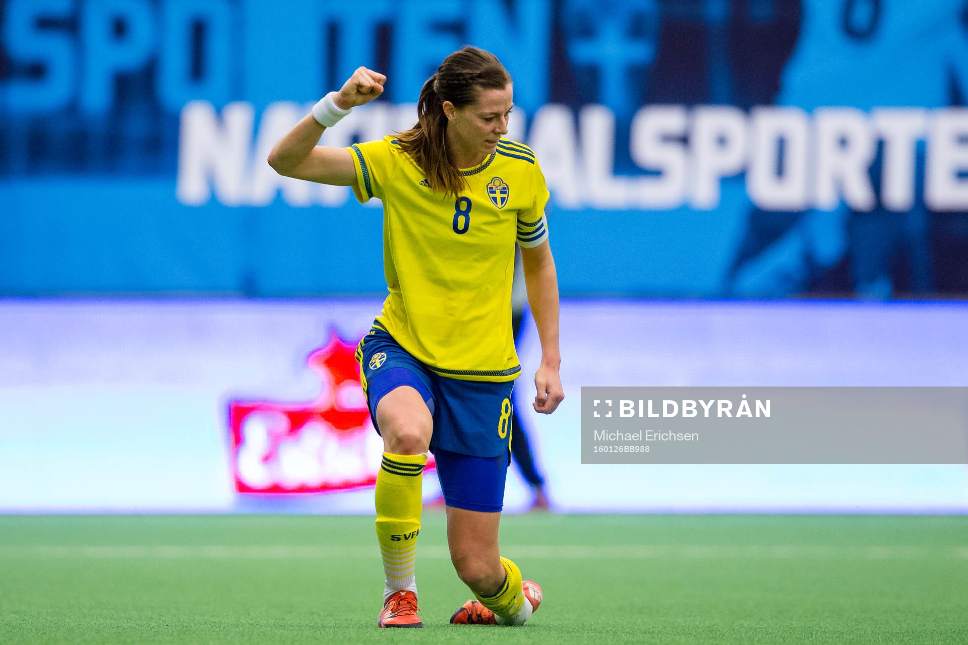 Sveriges Lotta Schelin jublar